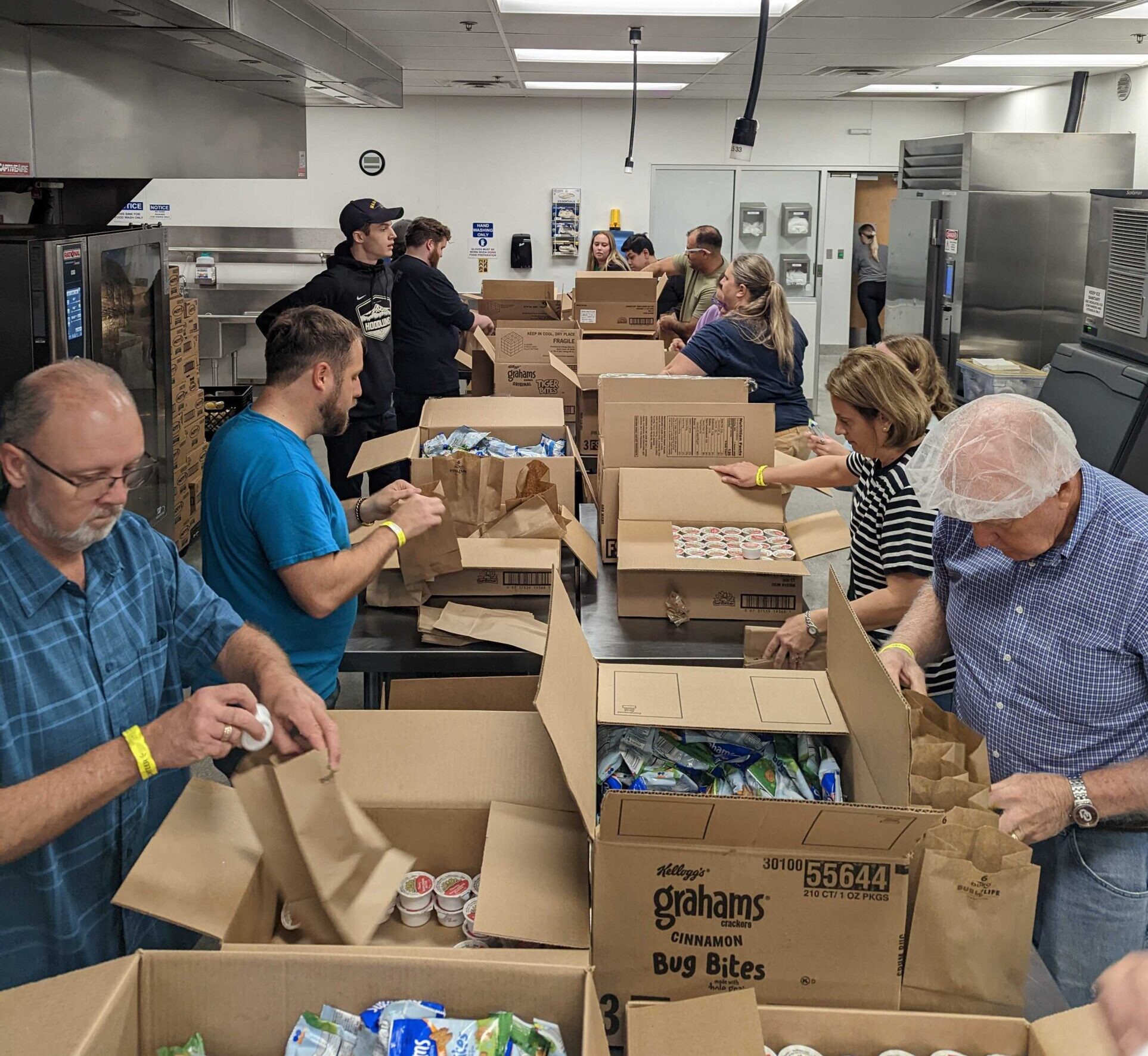 InterWorkers volunteer at the food bank of oklahoma